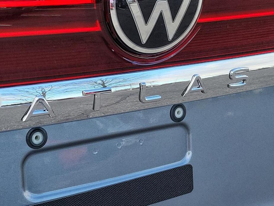 new 2024 Volkswagen Atlas car, priced at $52,323