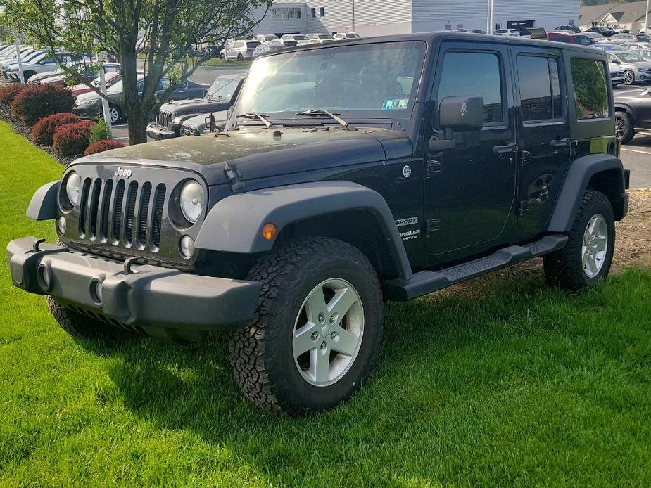 used 2015 Jeep Wrangler Unlimited car, priced at $20,995