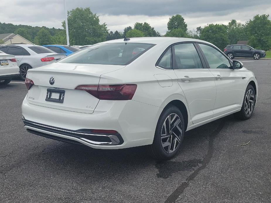 new 2024 Volkswagen Jetta car, priced at $31,451