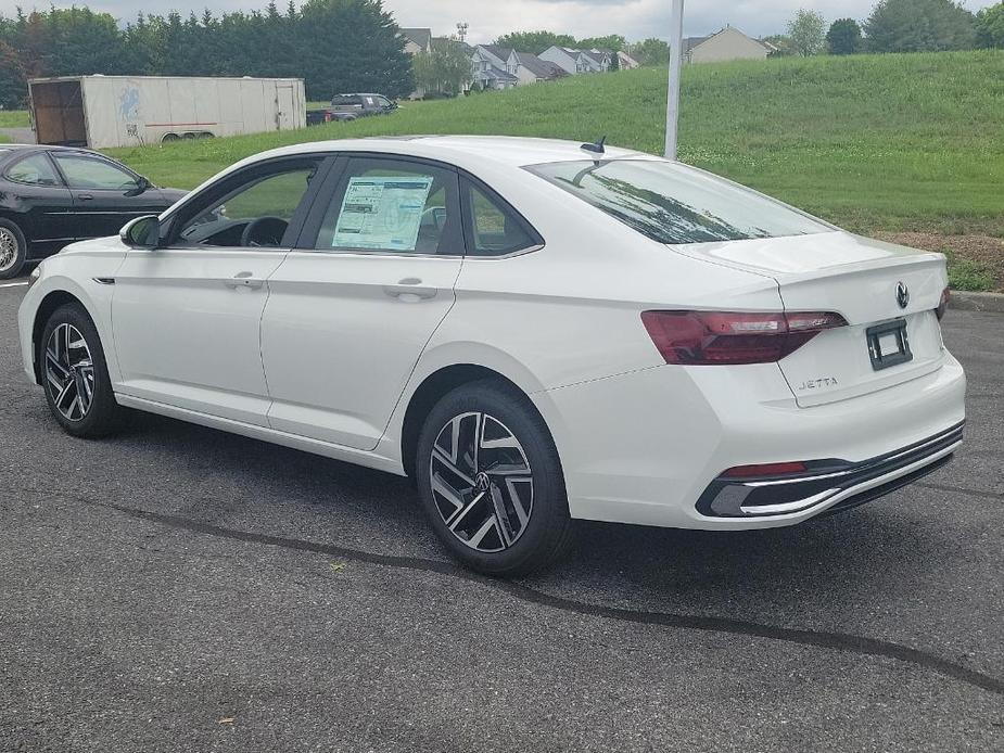 new 2024 Volkswagen Jetta car, priced at $31,451