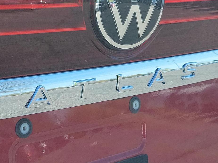 new 2024 Volkswagen Atlas car, priced at $46,316