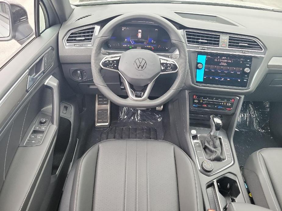 new 2024 Volkswagen Tiguan car, priced at $38,186