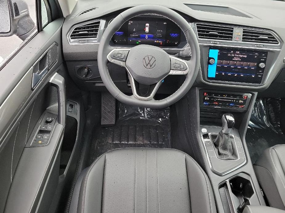 new 2024 Volkswagen Tiguan car, priced at $33,626