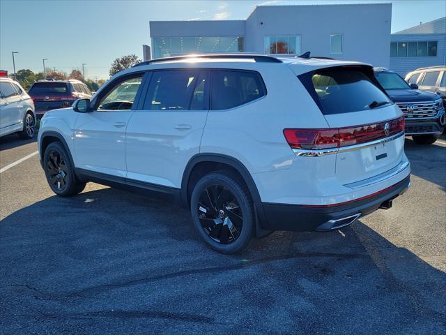 new 2024 Volkswagen Atlas car, priced at $47,292