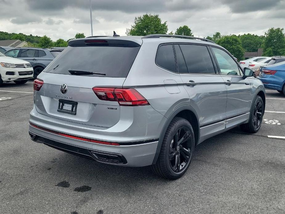 new 2024 Volkswagen Tiguan car, priced at $38,416