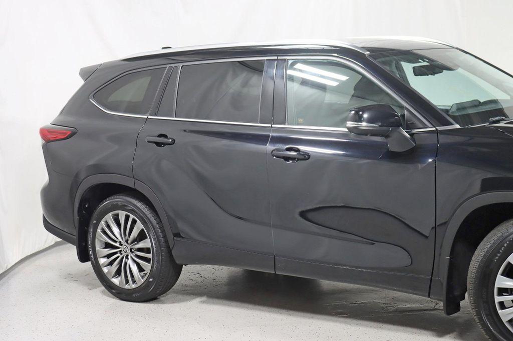 used 2020 Toyota Highlander car