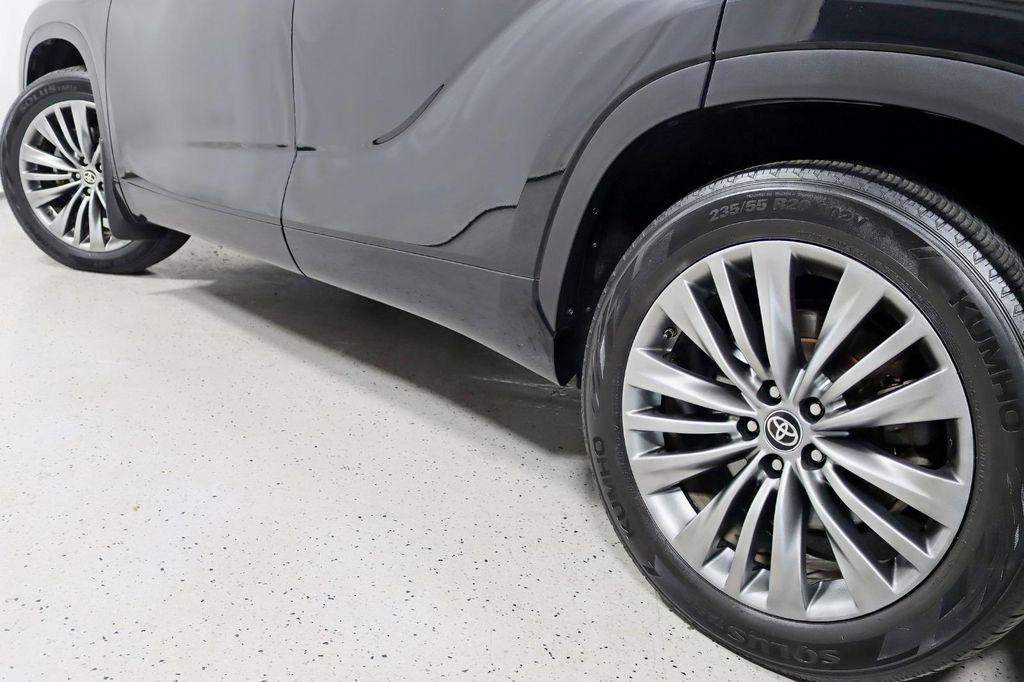 used 2020 Toyota Highlander car