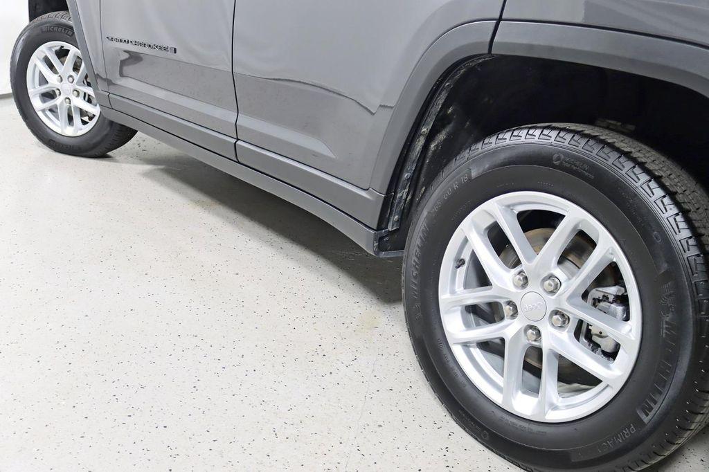 used 2023 Jeep Grand Cherokee car, priced at $32,888