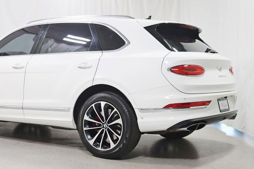 used 2022 Bentley Bentayga car, priced at $136,888