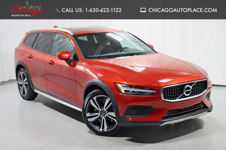 used 2020 Volvo V60 Cross Country car, priced at $33,888