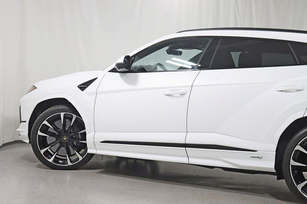 used 2024 Lamborghini Urus car, priced at $279,888