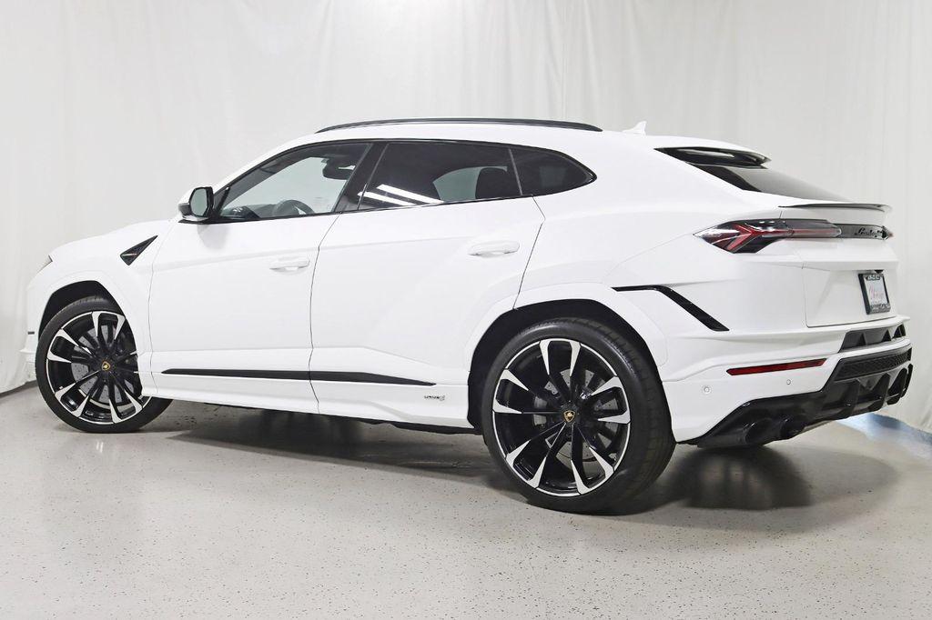 used 2024 Lamborghini Urus car, priced at $279,888