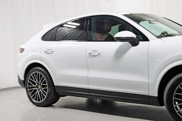 used 2021 Porsche Cayenne car, priced at $64,888