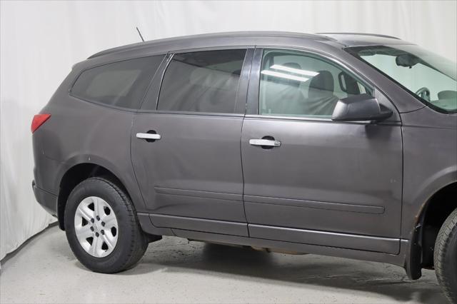 used 2011 Chevrolet Traverse car, priced at $3,888