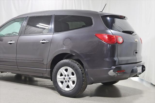 used 2011 Chevrolet Traverse car, priced at $3,888