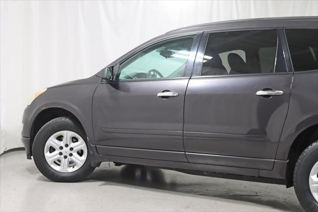 used 2011 Chevrolet Traverse car, priced at $3,888
