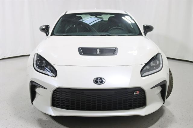 used 2022 Toyota GR86 car, priced at $33,888