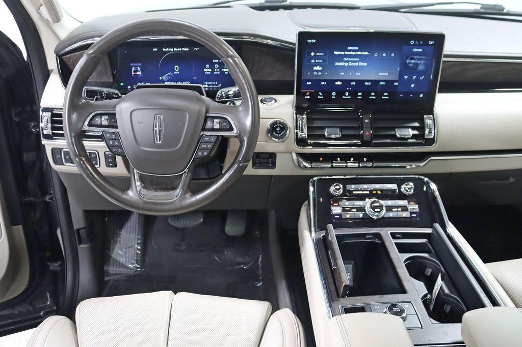 used 2022 Lincoln Navigator car, priced at $49,888