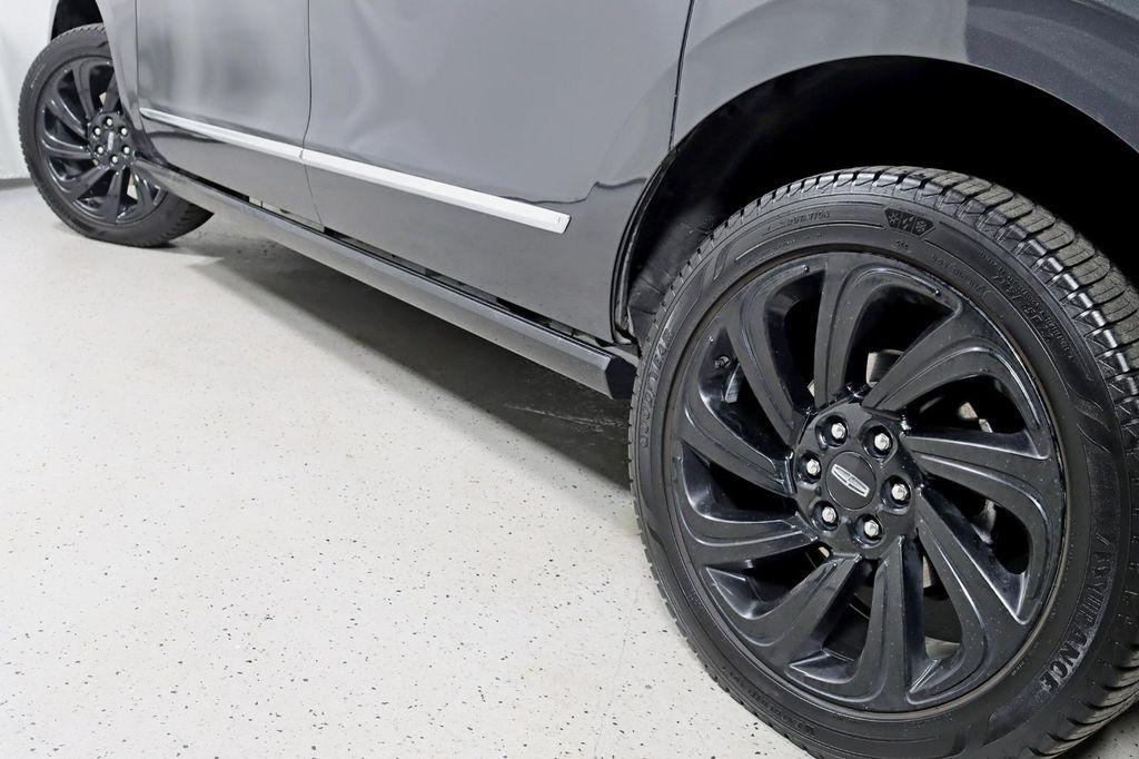 used 2022 Lincoln Navigator car, priced at $49,888