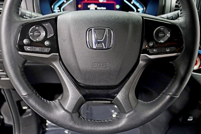 used 2023 Honda Odyssey car, priced at $43,888