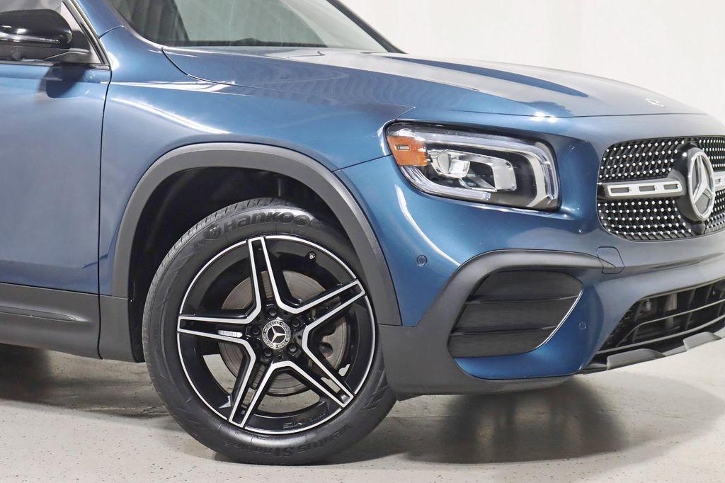 used 2021 Mercedes-Benz GLB 250 car, priced at $22,888