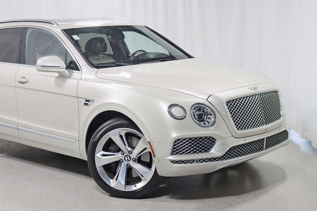 used 2018 Bentley Bentayga car, priced at $69,888