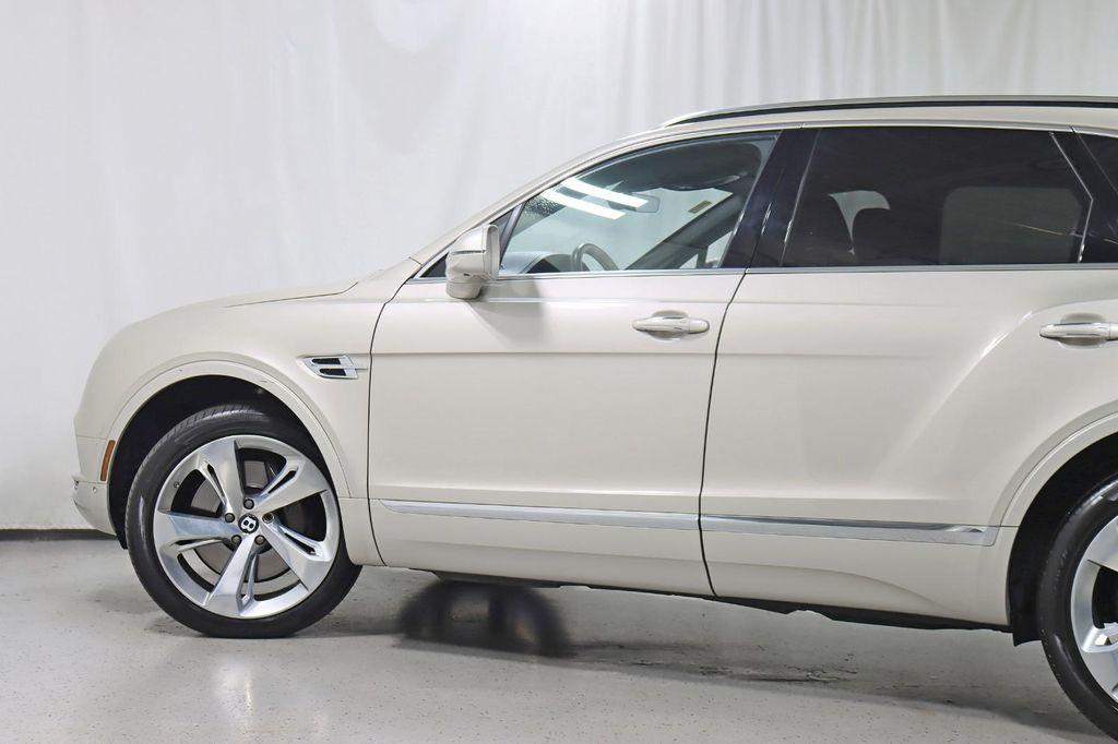 used 2018 Bentley Bentayga car, priced at $69,888