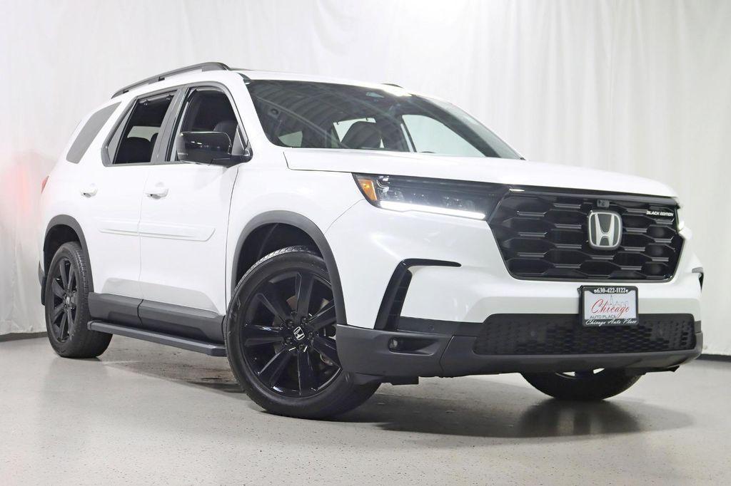 used 2025 Honda Pilot car, priced at $47,888