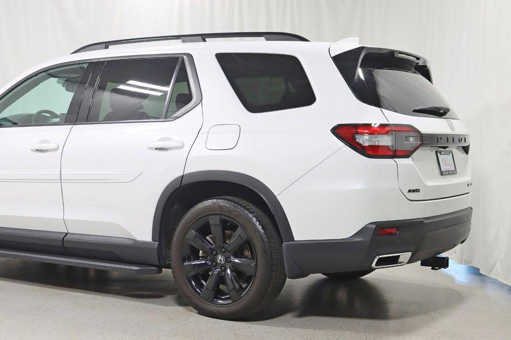 used 2025 Honda Pilot car, priced at $47,888