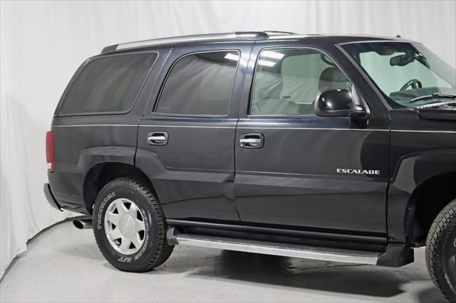 used 2002 Cadillac Escalade car, priced at $5,888