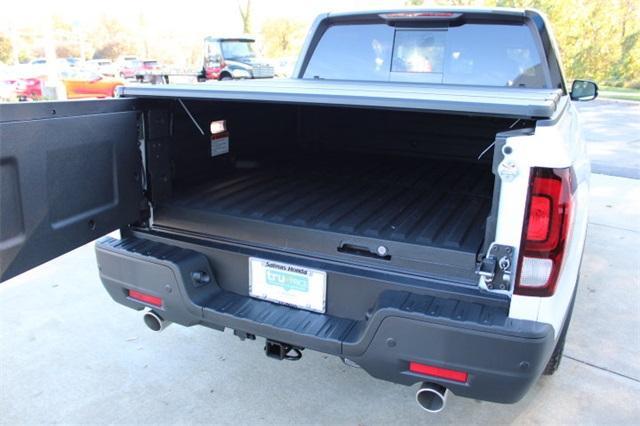 new 2025 Honda Ridgeline car, priced at $50,300