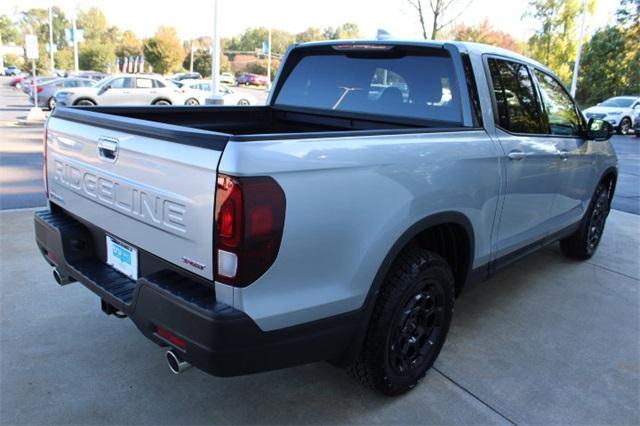 new 2025 Honda Ridgeline car, priced at $43,445