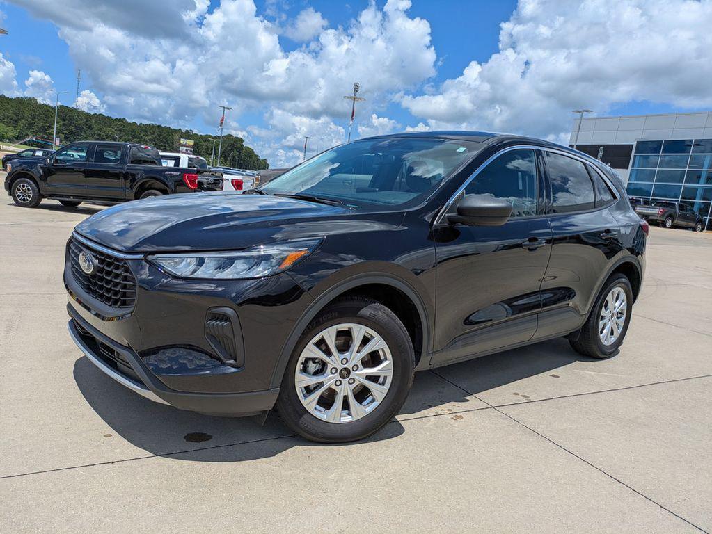 used 2024 Ford Escape car, priced at $22,995