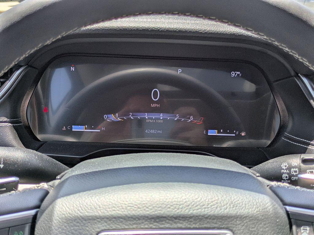 used 2024 Jeep Grand Cherokee car, priced at $33,995