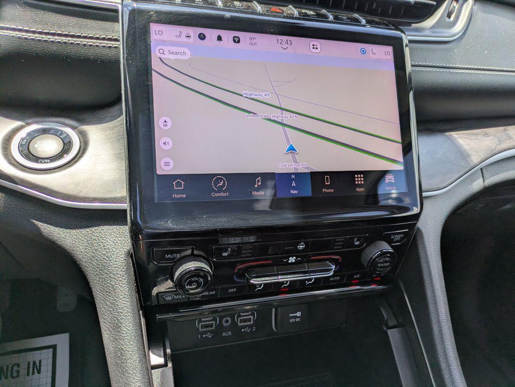 used 2024 Jeep Grand Cherokee car, priced at $33,995