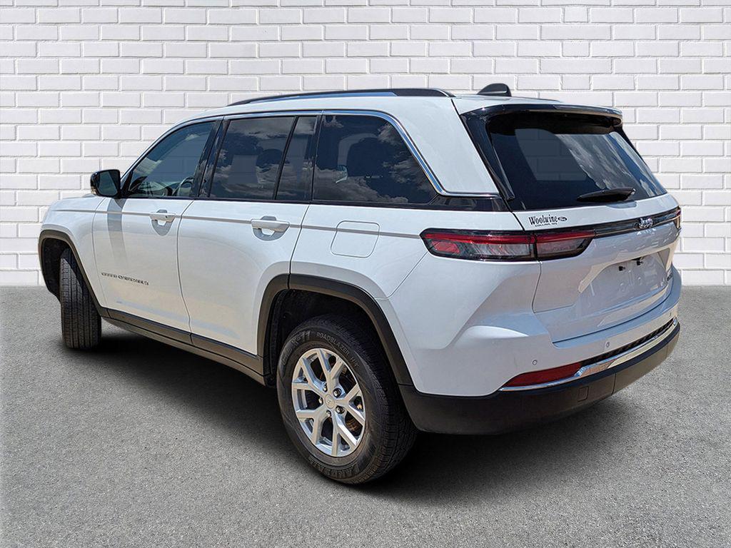 used 2024 Jeep Grand Cherokee car, priced at $33,995