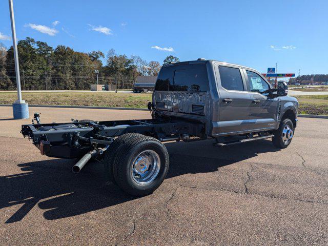 new 2024 Ford F-350 car, priced at $70,685