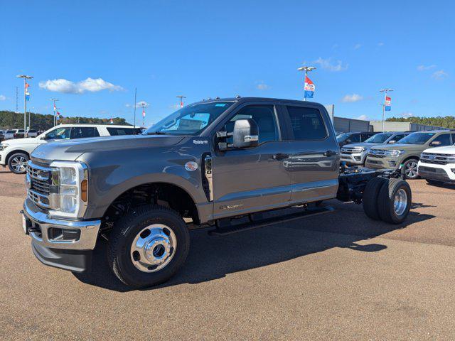 new 2024 Ford F-350 car, priced at $70,685