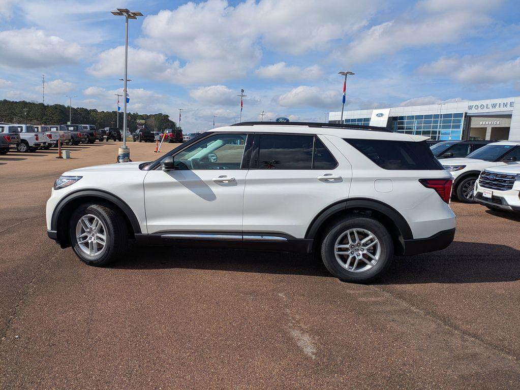 new 2025 Ford Explorer car, priced at $47,075