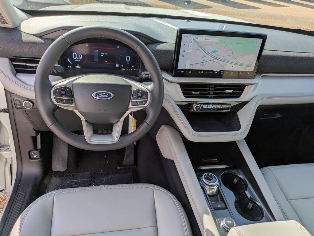 new 2025 Ford Explorer car, priced at $47,075