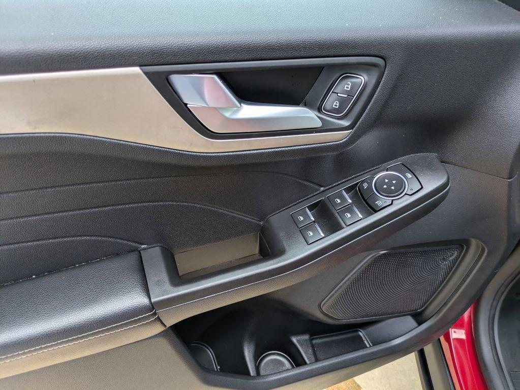 used 2022 Ford Escape car, priced at $25,990