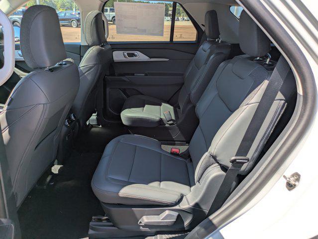 new 2025 Ford Explorer car, priced at $49,948