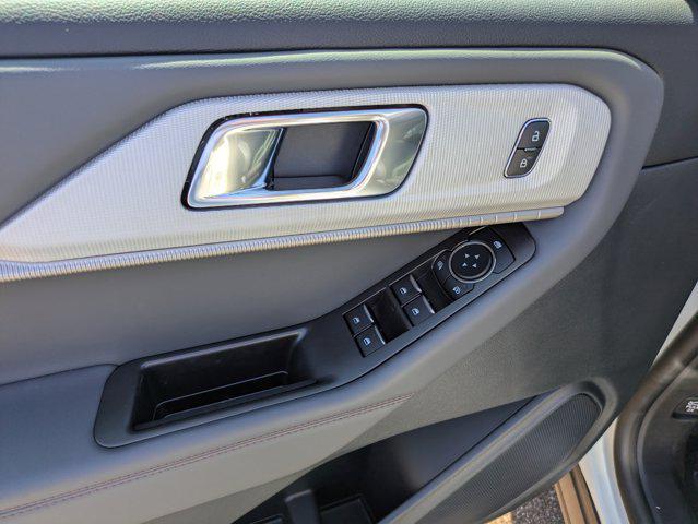 new 2025 Ford Explorer car, priced at $49,948