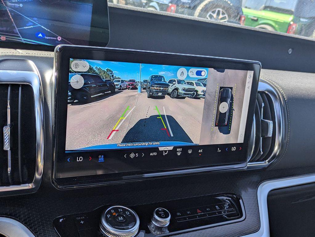 new 2025 Ford Expedition car, priced at $85,230