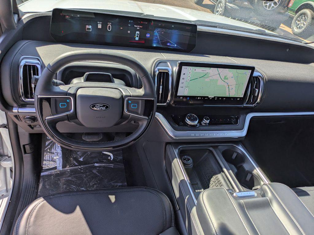 new 2025 Ford Expedition car, priced at $85,230