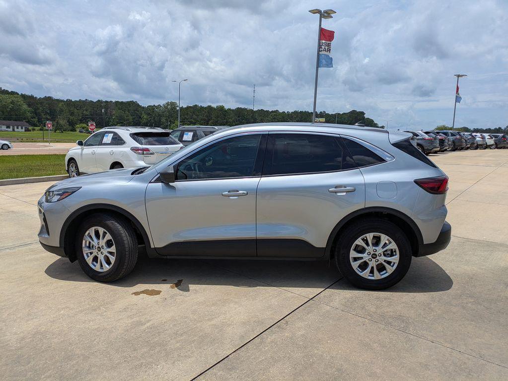 used 2024 Ford Escape car, priced at $26,995