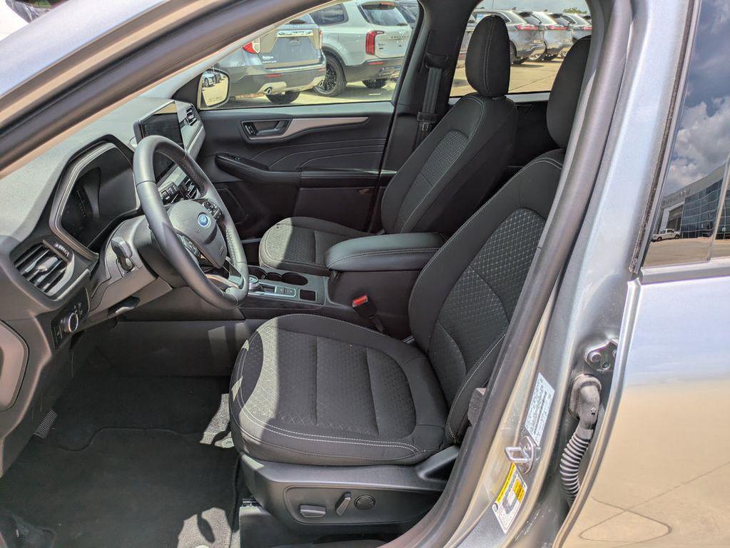 used 2024 Ford Escape car, priced at $26,995