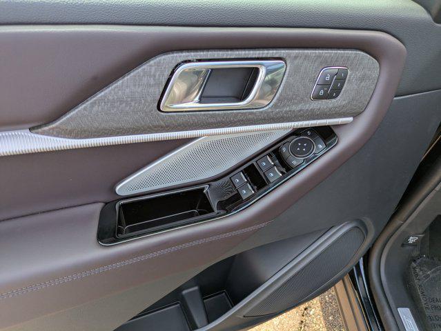 new 2025 Ford Explorer car, priced at $53,238