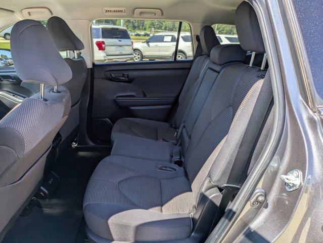 used 2023 Toyota Highlander car, priced at $33,995