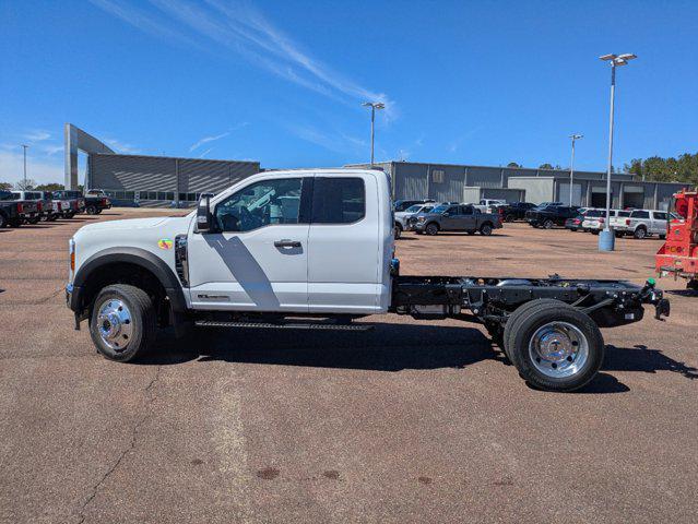 new 2025 Ford F-450 car, priced at $80,660